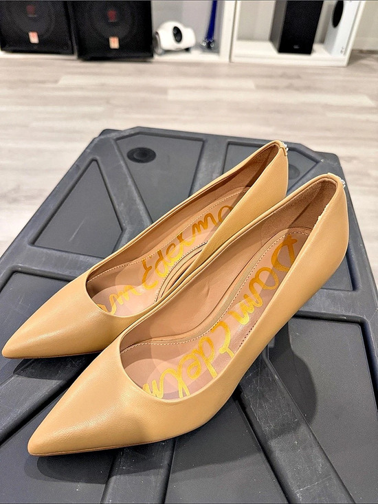 Sam Edelman Shoes - Sam Edelman Hazel Pointed Toe Stiletto Pump in French Sand